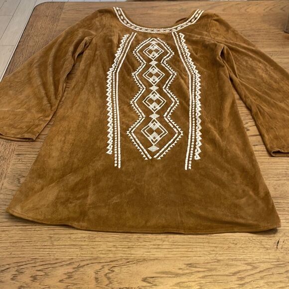 GIRL OBSESSED INDIAN INSPIRED SUEDE FEEL AND LOOK WASHABLE DRESS.   NEW … - Picture 8 of 11